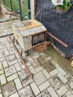 Starý stavebný navijak/výťah na 380V