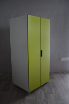 Detská skriňa Ikea Stuva/Smastad bielo-zelená