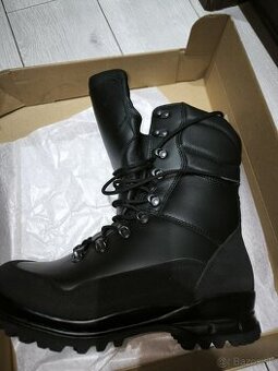 Obuv Bosp 28,5