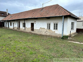 Starší vidiecky domček v malebnej obci Podhájska - 1