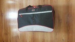 Maximálne praktický kufor/taška/box