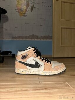 Jordan 1
