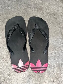 Adidas šľapky