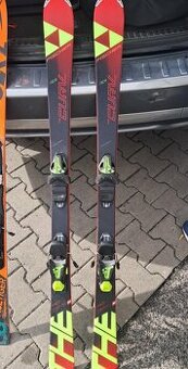 lyže fischer rc4 the curv