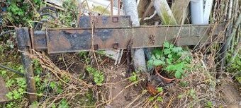 Predam opornu rampu s nohami na hydr.ruku