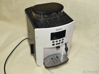 Kavovar KRUPS na diely alebo servis, tecie voda