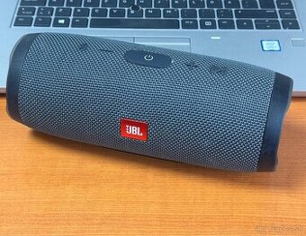 JBL CHARGE essential - 1