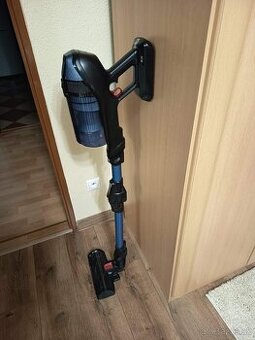 Tyčovy vysavac Rowenta