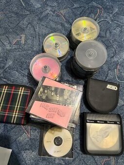 Veľa CD hry a videohry na PC, hudobné CD