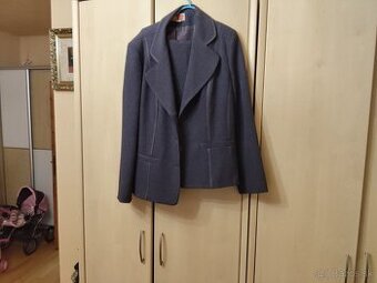 Predám dámsky kostým