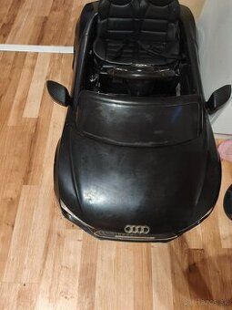 Elektrické autíčko audi