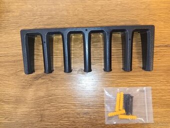 Nový nástěnný držák zasobniků AR15 PMAG