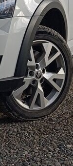 Predám letnú sadu elektrónov 5x112 225/50R17 V XL nové letn