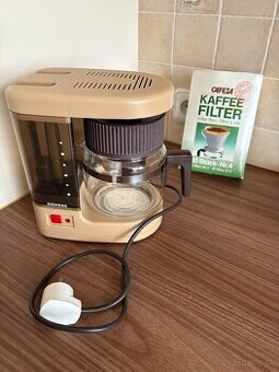 Kávovar na filtrovanú kávu