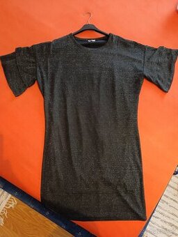 Čierne trblietavé šaty