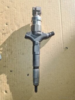 Vstrekovacia tryska Renault Espace IV 3.0 DCi 8972391617