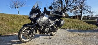 Suzuki V- Strom DL-650; r.v.2010