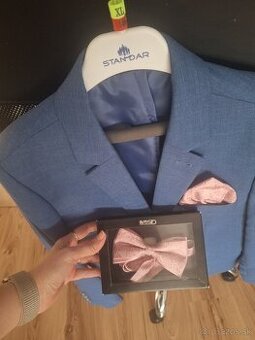 Predan chlapcensky oblek