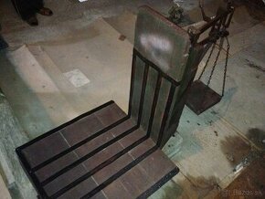 Starožitná decimálna váha V. ČERVENÝ PRAHA + sada závaží