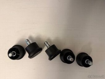 Fixne Nožičky na Hráčske Kreslo