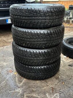 4xNokian WR SUV 3 215/60 r16 102H XL