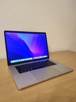 MacBook Pro 15 2016 | i7 • 16GB • 256GB 💾