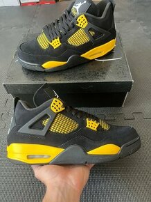 Nike Jordan 4 Yellow Thunder