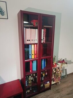 Knižnica a komoda Ikea