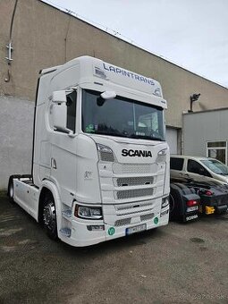 SCANIA S450