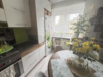 Novinka na predaj : 2,5 izbový byt pri centre, Poprad