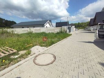 Predaj stavebný pozemok 376 m2 Liptovské Kľačany - Liptovs
