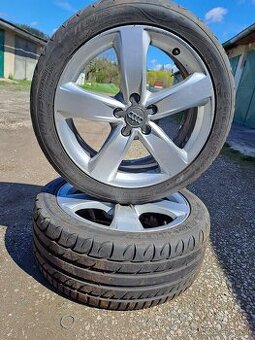 245/40 r18