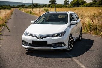 Toyota Auris Touring Sports 1.2 Turbo Executive