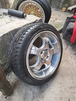 4x100 r16 7.5j et 35 74.1mm stred 571.mm