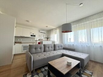 SENEC: Kompletne moderne zariadený byt v novostavbe.