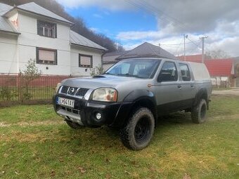 Nissan Navara D22
