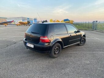 Golf 4