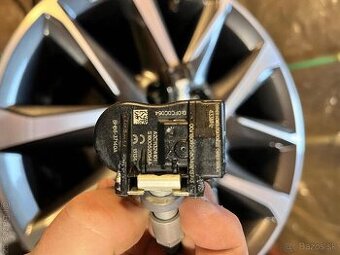 TPMS - senzory tlaku originál Mazda CX5 / 2018