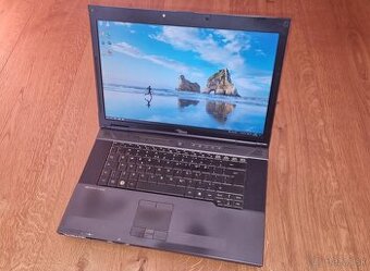 Fujitsu Celsius H270