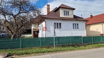 Rodinný dom - 9 izbový - Lipt.Mikuláš -Východná 1150 m2 s 2