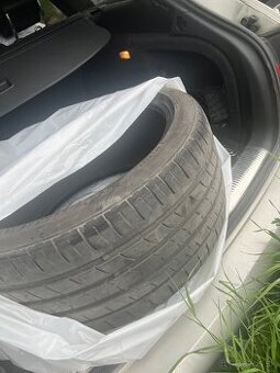 Gumy 275/35 R20 - 1
