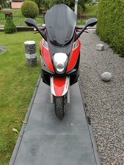 Gilera GP 800