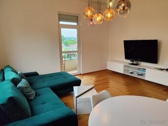 Staré mesto - Továrenská 18, 74 m2 na prenájom