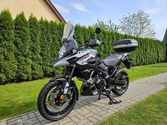 SUZUKI V STROM 1000 XT ČIERNA PERLA DL 1000 V-STROM