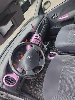 Renault Megane - 1