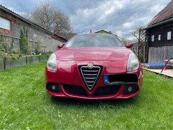 Alfa Romeo Giulietta + ťažné
