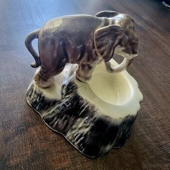 Ditmar Urbach keramický dekor slon