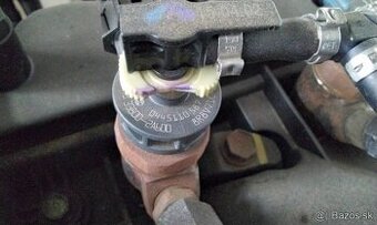 predám TRYSKY 0445110587 MOTOR D4FC KIA CEED 1.4 CRDI 2015 D