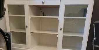 Vitrína Liatorp IKEA