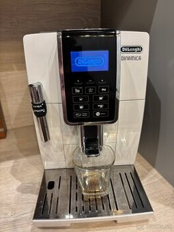 Kávovar DeLonghi Dinamica